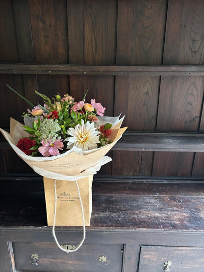 A Moon of Blooms - A month of weekly beautiful bouquets - (4 bouquets) delivered