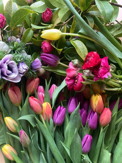 Pure Luxury - A beautiful bouquet to surprise and delight