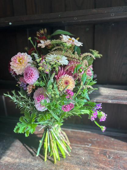 A Moon of Blooms - A month of weekly beautiful bouquets - (4 bouquets) delivered